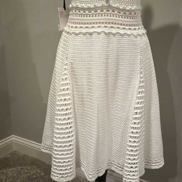 White Knit Sweater dress by RED Valentino - Picture 3 of 8